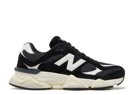 9060 'Black White'