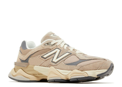 9060 'Driftwood Castlerock'