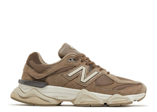 9060 'Mushroom Brown'